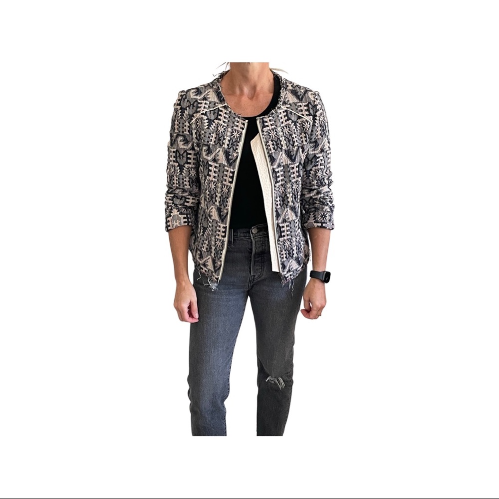 Light fabric patterned jacket